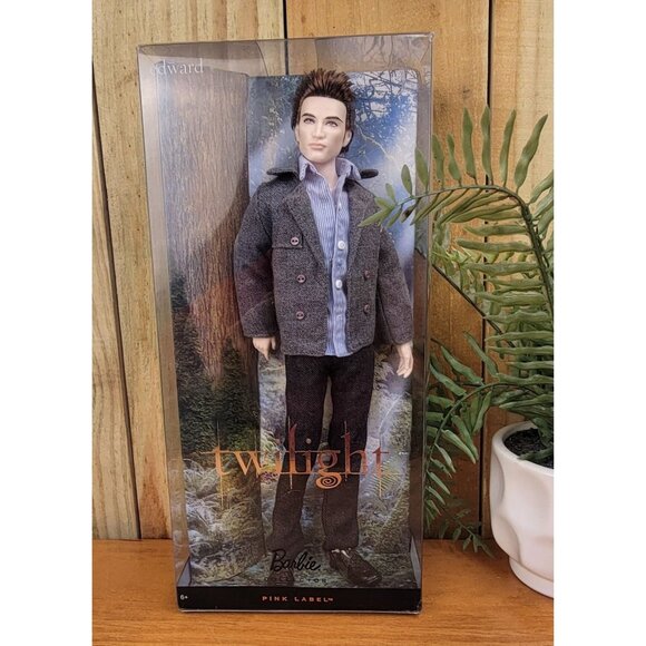 Limited Edition Mattel Twilight Edward Cullen 2009 Barbie Figure (R4161) - Picture 1 of 11